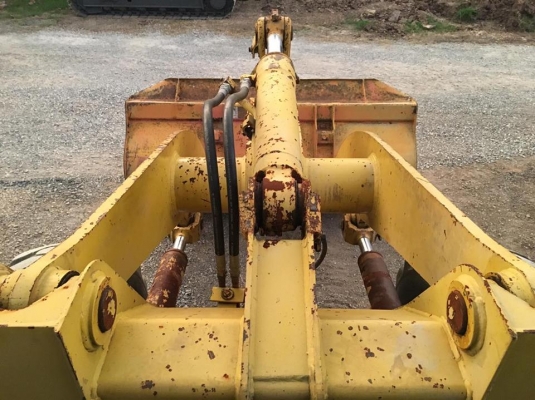 ขายรถตักล้อยาง TCM E830 นำเข้ามาจากประเทศญี่ปุ่น ยังไม่เคยใช้งานในประเทศไทย สภาพพร้อมใช้งาน สนใจติดต่อ081-948-5494