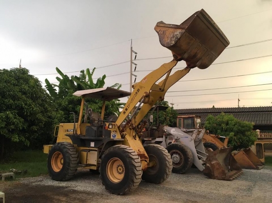 ขายรถตักล้อยาง TCM E830 นำเข้ามาจากประเทศญี่ปุ่น ยังไม่เคยใช้งานในประเทศไทย สภาพพร้อมใช้งาน สนใจติดต่อ081-948-5494