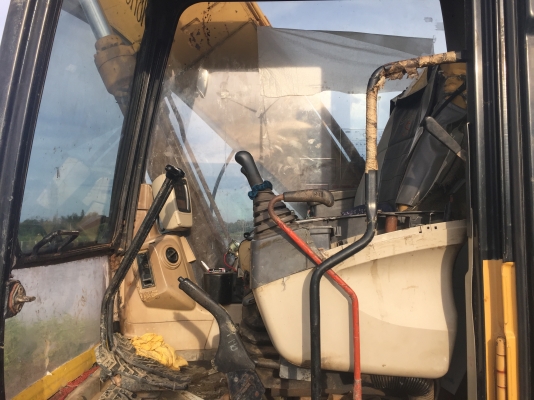 CAT320C ญี่ปุ่น รถทำงานดีไม่ดหลด.เฟมช่วงล่างไม่ค่อยสวย โซ่เต็ม เอวมีขยับนิด13000ชม. เอกสารอินวอยล์