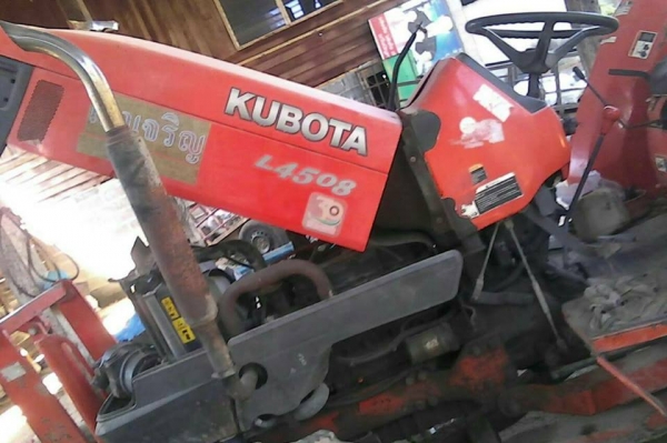 ขายรถไถ KUBOTA L4508 อุปกรณ์ ดันหน้า ผานหลัง โรตารี่ สภาพพร้อมใช้งาน เอกสารเล่มทะเบียนพร้อมโอน ราคา195,000 สนใจโทร 090-8588220คุณนะ 093-3258446คุณบิว หรือเข้าดูสินค้าอื่นๆได้ที่ www.narong2truck.com หรือ www.truck.in.th/498 หรือเพจFacebook ณรงค์ ซื้อขายรถ ขายรถไถ KUBOTA L4508 อุปกรณ์ ดันหน้า ผานหลัง โรตารี่ สภาพพร้อมใช้งาน เอกสารเล่มทะเบียนพร้อมโอน ราคา195,000 สนใจโทร 090-8588220คุณนะ 093-3258446คุณบิว หรือเข้าดูสินค้าอื่นๆได้ที่ www.narong2truck.com หรือ www.truck.in.th/498 หรือเพจFacebook ณรงค์ ซื้อขายรถ