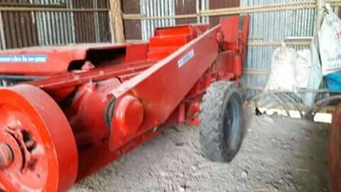 ขายตามสภาพเครื่องอัดฟางนิ้วฮอลแลนสวยใช้งานได้เลย ขายตามสภาพเครื่องอัดฟางนิ้วฮอลแลนสวยใช้งานได้เลย