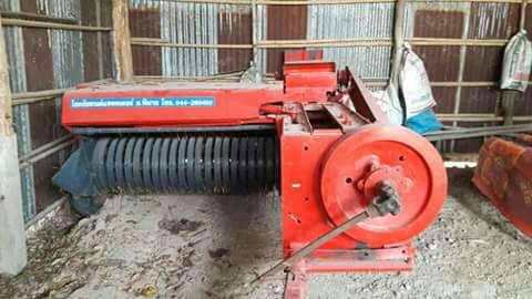 ขายตามสภาพเครื่องอัดฟางนิ้วฮอลแลนสวยใช้งานได้เลย