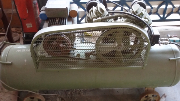 ขายด่วน ปั้มลม ขายด่วน ปั้มลม