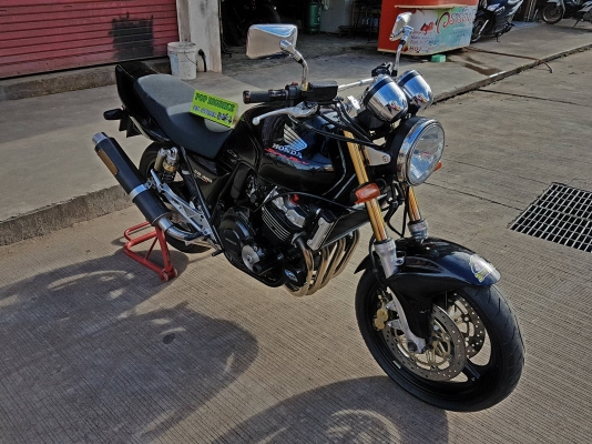 ขายคับ HONDA CB400 ปี98เวอร์ชั่นS ไมล์แดง ทะเบียนพร้อมโอนเลขสวย ท่อแต่งWRSทั้งเส้น กันล้ม แฮนด์บาร์ ราคา 79500 บาท ส่งได้ทั่วไทยคับ สนใจติดต่อ 081-0578282 FACEBOOK ชาญณรงค์ ป๊อป ชัยอมฤต ไอดีไลน์ POPBIGBIKESAKON คับ สนใจรถสวย ถูก ดี ต้อง POP BIGBIKE SAKONN