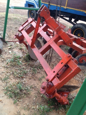 ขายผานยกร่องมันยี่ห้อ kk  ใส่ 36-47 แรง