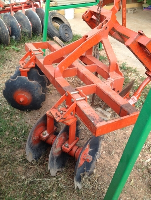 ขายผานพรวนร่องอ้อย ใส่ 36-47 แรง สภาพดีเก่าเก็บ