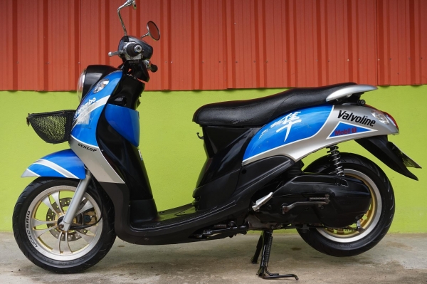 ขาย YAMAHA FINO เดิม รถปี 52 ล้อแม็ก ขอบ 12 ยางเรเดียลVee rubber