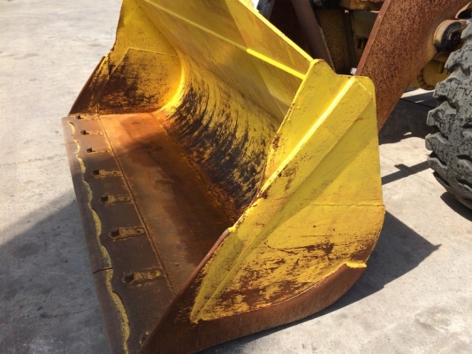 Komatsu 520 นำเข้าจากญี่ปุ่น ไม่เคยใช้งานงานในไทย เครื่อง 6D105