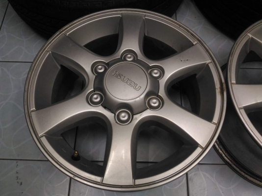 ล้อ อีซูซุ ดีแม็ก ขอบ 15 แถมยาง 1 คู่ มีริ้วรอย ไม่มีคด ไม่ดุ้ง ขายถูกทั่งชุด 3,900 บาท NET ล้อ อีซูซุ ดีแม็ก ขอบ 15 แถมยาง 1 คู่ มีริ้วรอย ไม่มีคด ไม่ดุ้ง ขายถูกทั่งชุด 3,900 บาท NET