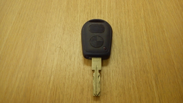 ดอกกุญแจรีโมท ของรถ BMW แท้ ดอกกุญแจรีโมท ของรถ BMW แท้