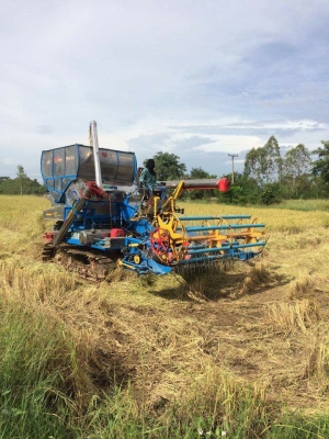 ขายรถเกี่ยวข้าว อุ้ม2.5ตัน เครื่อง260แรง สภาพสวยพร้อมใช้งาน ราคา740,000 สนใจโทร 090-8588220คุณนะ 093-3258446คุณบิว หรือเข้าดูสินค้าอื่นๆได้ที่ www.narong2truck.com หรือ www.truck.in.th/498 หรือเพจFacebook ณรงค์ ซื้อขายรถมือสอง (เว็บไซต์ส่วนตัว) หรือFacebo ขายรถเกี่ยวข้าว อุ้ม2.5ตัน เครื่อง260แรง สภาพสวยพร้อมใช้งาน ราคา740,000 สนใจโทร 090-8588220คุณนะ 093-3258446คุณบิว หรือเข้าดูสินค้าอื่นๆได้ที่ www.narong2truck.com หรือ www.truck.in.th/498 หรือเพจFacebook ณรงค์ ซื้อขายรถมือสอง (เว็บไซต์ส่วนตัว) หรือFacebo