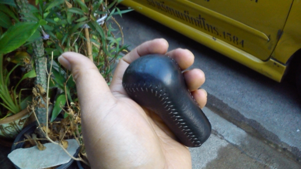 หัวเกียร์ หนังเย็บ เกียร์ธรรมดาใส่รถTOYOTA หัวเกียร์ หนังเย็บ เกียร์ธรรมดาใส่รถTOYOTA