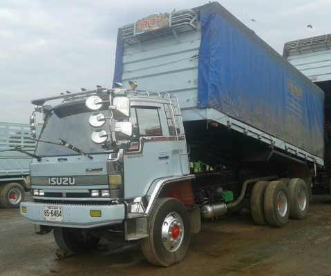 ขาย อีซุซุ 240 แรงม้า กะบะ 3 มิตร ขาย อีซุซุ 240 แรงม้า กะบะ 3 มิตร