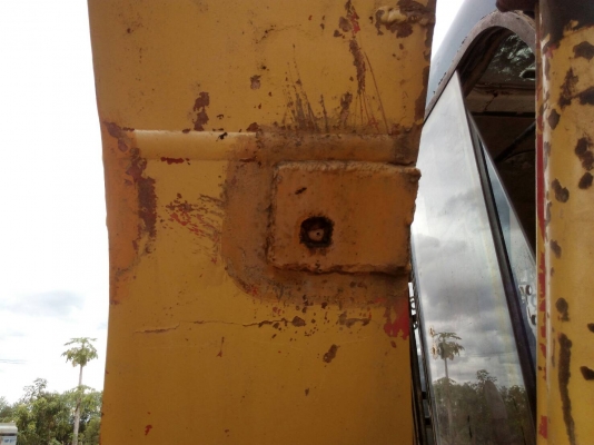 ขายKOBELCO SK120 MART 3  เอกสารอินวอย รถทำงานได้ทั้งวันไม่โหลด กล่องจออยู่ครบไฟฟ้าตัด เครื่อง ปั้มดี โช่ดีบูชไม่แตก สภาพภายนอกตามรูปภาพ ราคา 495,000 บ.รถอยู่ขอนแก่น สนใจติดต่อ 0835601591 หรือ 0903494058