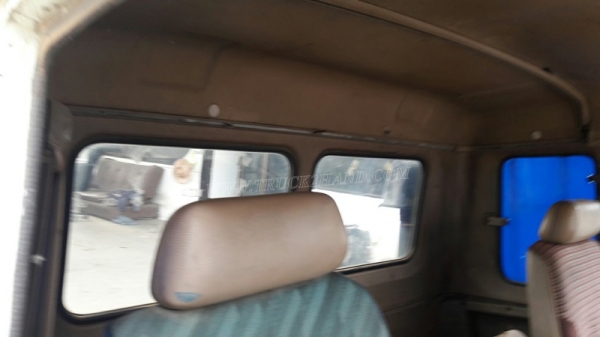 หัวรถ HINO รุ่น F18  อุปกรณ์เฟอร์นิเจอร์ทุกอย่างมีครบ