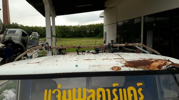 หัวรถ HINO รุ่น F18  อุปกรณ์เฟอร์นิเจอร์ทุกอย่างมีครบ