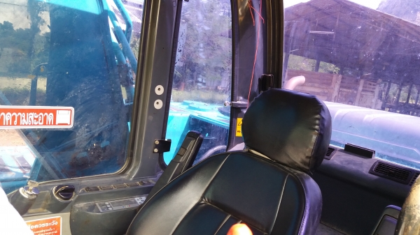 ขาย 1,590,000 KOBELCO sk 200-8 super  YN 12 เครื่องดี ปั้มแรง ไฟฟ้าครบ ช่วงล่างเต็ม เอกสารแจ้งจำหน่าย (รถอยู่นครปฐม) 090-772-3710 090-772-3708