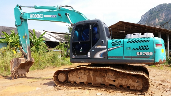 ขาย 1,590,000 KOBELCO sk 200-8 super  YN 12 เครื่องดี ปั้มแรง ไฟฟ้าครบ ช่วงล่างเต็ม เอกสารแจ้งจำหน่าย (รถอยู่นครปฐม) 090-772-3710 090-772-3708