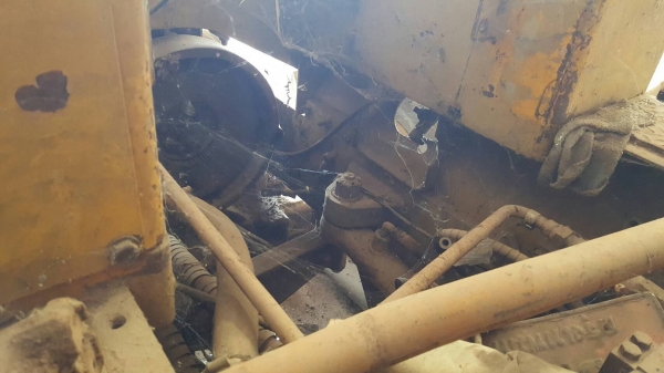 ขายตามสภาพ รถตัก CAT 910 เอวอ่อน ไม่มีเกียร์ จอดไว้นานต้องเช็คใหม่ ราคาต่อรองได้ครับ