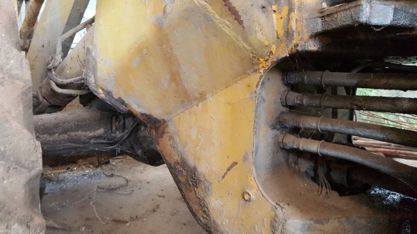 ขายตามสภาพ รถตัก CAT 910 เอวอ่อน ไม่มีเกียร์ จอดไว้นานต้องเช็คใหม่ ราคาต่อรองได้ครับ