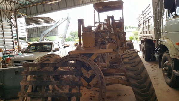 ขาย รถเกรด GALION รถใช้งานได้ เอกสารใบซื้อขาย ราคาคุยกันได้ครับ