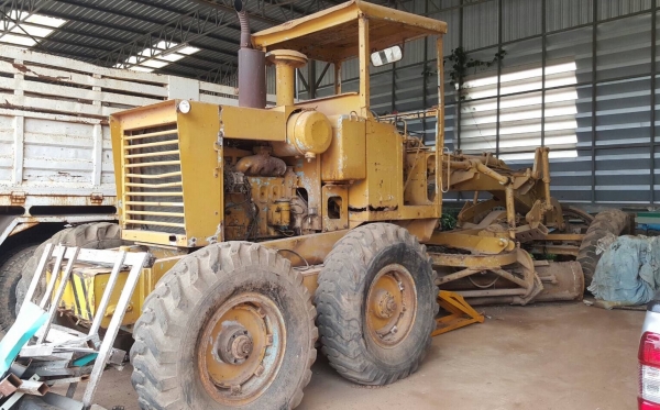 ขาย รถเกรด GALION รถใช้งานได้ เอกสารใบซื้อขาย ราคาคุยกันได้ครับ