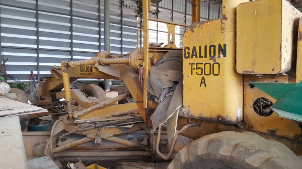 ขายตามสภาพเป็นอะไหล่ รถเกรด GALION T-500 A ราคาต่อรองได้