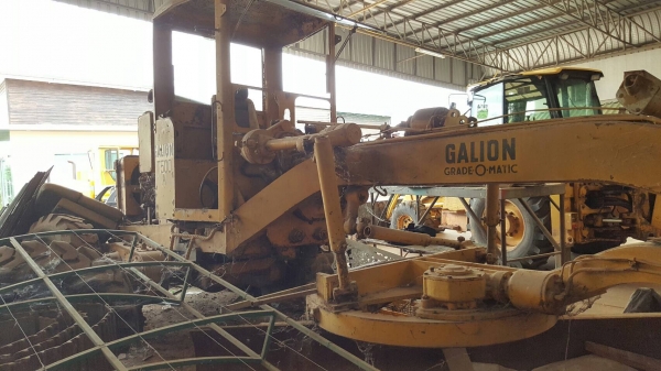 ขายตามสภาพเป็นอะไหล่ รถเกรด GALION T-500 A ราคาต่อรองได้