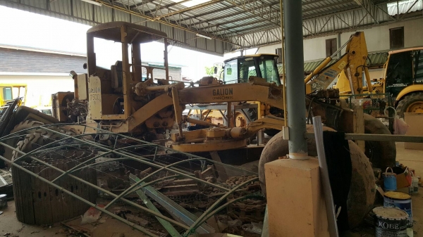 ขายตามสภาพเป็นอะไหล่ รถเกรด GALION T-500 A ราคาต่อรองได้