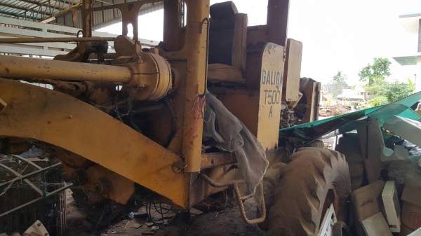 ขายตามสภาพเป็นอะไหล่ รถเกรด GALION T-500 A ราคาต่อรองได้