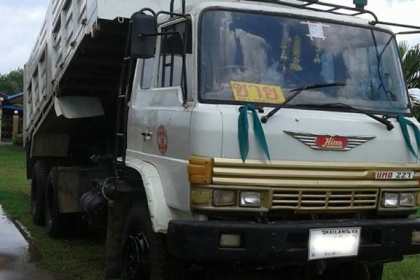 **660,000 บ.ต่อรอง /// 10ล้อ2เพลาดั้ม HINO SUMO FM227-220 แรง เครื่องเดิม เกียร์EK 7เกียร์ถอย เครื่อง+เกียร์ดี ช่วงล่างเดิม คัสซีดี ใหญ่ หัวนอก สภาพดี พาวเวอร์/ทริฟฟี่/สโลว ครบ ดั้มเหล็กสภาพดี ยางดี รถพร้อมใช้ เล่มฯครบ ขายตามสภาพ **ขาย HINO SUMO FM227LD E