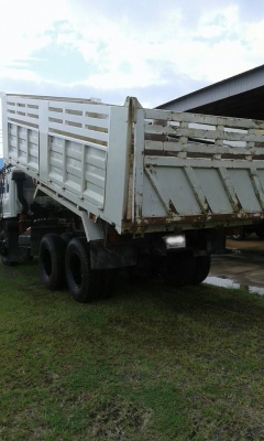 **660,000 บ.ต่อรอง /// 10ล้อ2เพลาดั้ม HINO SUMO FM227-220 แรง เครื่องเดิม เกียร์EK 7เกียร์ถอย เครื่อง+เกียร์ดี ช่วงล่างเดิม คัสซีดี ใหญ่ หัวนอก สภาพดี พาวเวอร์/ทริฟฟี่/สโลว ครบ ดั้มเหล็กสภาพดี ยางดี รถพร้อมใช้ เล่มฯครบ ขายตามสภาพ **ขาย HINO SUMO FM227LD E