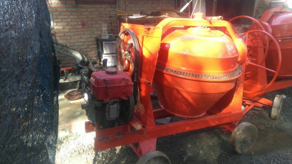 ขายด่วน โม่ปูน  พร้อมเครืองคูโบต้า ใช้งานได้ทันที สภาพสวยแจ่มคับ