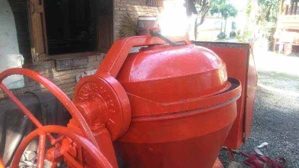 ขายด่วน โม่ปูน  พร้อมเครืองคูโบต้า ใช้งานได้ทันที สภาพสวยแจ่มคับ