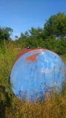 ขายด่วน ถัง ขนาด9000 ลิตร เหล็กอย่างหนา ขายเพียง 40000 พร้อมใช้งานคับท่าน