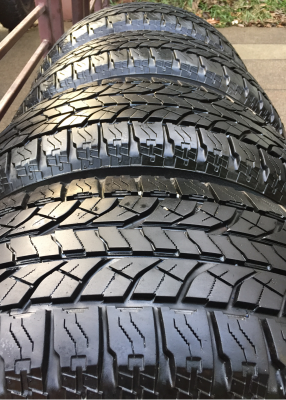 ยาง All Yokohama 265 60 18 สิ้นปี12 ดอกเต็ม ไม่มีปะ ราคาไม่แพง