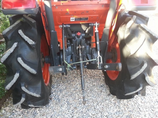 คูโบต้า L3608DT รถคัดเกรด A ใบมีดดันหน้า ผานหลังใหม่ มือเดียวออกห้าง