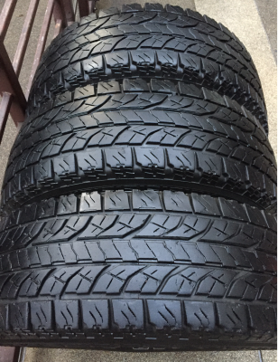ยาง All Yokohama 31 10.5 R15 กลางปี14 ดอกเต็ม ไม่มีปะ จำนวน 3เส้น ราคาไม่แพง