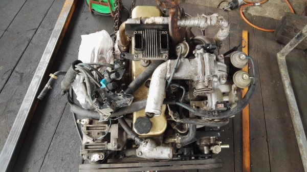 ขายเครื่อง D MAX3000 เทอร์โบ 4 JH