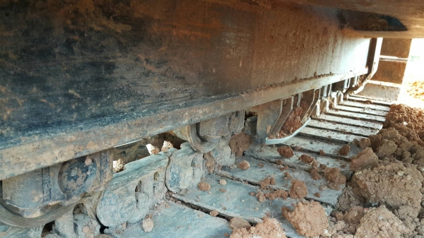 ขายด่วน CAT 320D สภาพสวยพร้อมลุยงาน เครื่องปั้มแรงดี รถสวย ไม่มีเยิ้ม เดิมๆทั้งคัน 26xxกว่าชั่วโมง โซ่ช่วงล่างสวย เอกสารใบแจ้งจำหน่าย เมโทร ภายในสวย