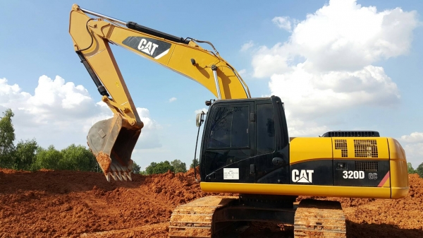 ขายด่วน CAT 320D สภาพสวยพร้อมลุยงาน เครื่องปั้มแรงดี รถสวย ไม่มีเยิ้ม เดิมๆทั้งคัน 26xxกว่าชั่วโมง โซ่ช่วงล่างสวย เอกสารใบแจ้งจำหน่าย เมโทร ภายในสวย