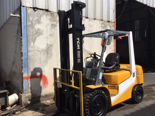 TCM รุ่น T6 FD30 เสา 4 เมตร เครื่องดีเซล ISUZU-C240 เกียร์ Auto TCM รุ่น T6 FD30 เสา 4 เมตร เครื่องดีเซล ISUZU-C240 เกียร์ Auto