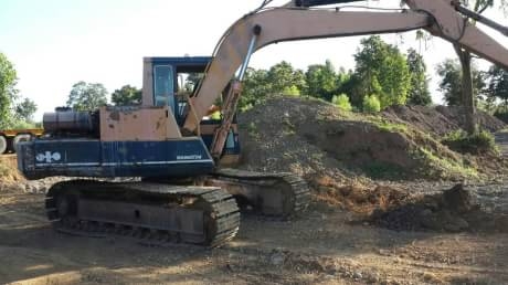 KOMATSU PC 100-3 KOMATSU PC 100-3