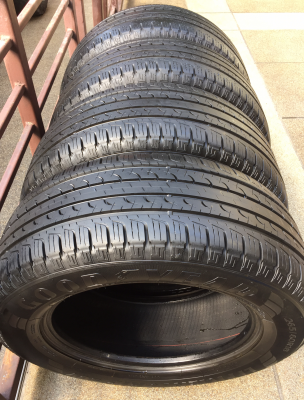 ยาง Goodyear 265 60 18 กลางปี14 ดอกเต็ม ใช้ยาว ราคาไม่แพง ยาง Goodyear 265 60 18 กลางปี14 ดอกเต็ม ใช้ยาว ราคาไม่แพง