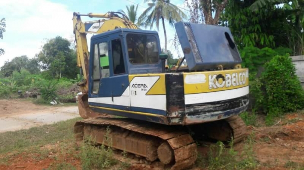 ขาย 515,000 KOBELCO sk 100 Mark 2 เครื่องดี ปั้มดี โช่หนา ช่วงล่างเต็ม แอร์เย็น เอกสารชื้อขาย รถอยู่ จ.ชัยภูมิ 090-772-3710 090-772-3708 ขาย 515,000 KOBELCO sk 100 Mark 2 เครื่องดี ปั้มดี โช่หนา ช่วงล่างเต็ม แอร์เย็น เอกสารชื้อขาย รถอยู่ จ.ชัยภูมิ 090-772-3710 090-772-3708
