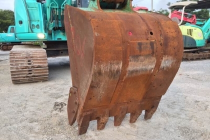 มาใหม่ สวยสุดๆ KOBELCO SK135SR-2 YY05 เก่าญี่ปุ่น โทร.090-986-2521 อ๊อบ