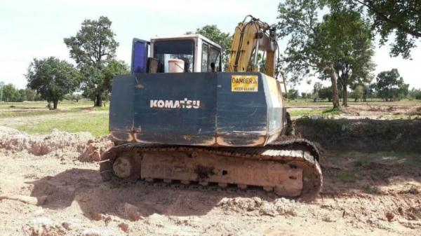 ขาย 550,000 เก่านอก 3 ปี KOMATSU PC120-5 เครื่องดี ปั้มดี (ไฟฟ้าครบ) โช่หนา ช่วงล่างเต็ม แอร์เย็น เอกสารอินวอยท์ รถอยู่ จ.ร้อยเอ็ด 090-772-3710 090-772-3708 ขาย 550,000 เก่านอก 3 ปี KOMATSU PC120-5 เครื่องดี ปั้มดี (ไฟฟ้าครบ) โช่หนา ช่วงล่างเต็ม แอร์เย็น เอกสารอินวอยท์ รถอยู่ จ.ร้อยเอ็ด 090-772-3710 090-772-3708
