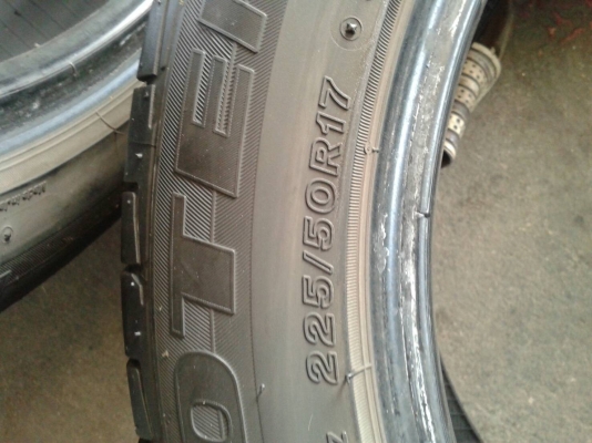 225/50R17   BRIDGESTONE POTENZA รันแฟลต ชุด 4 เส้น  tel. 081-427-3941