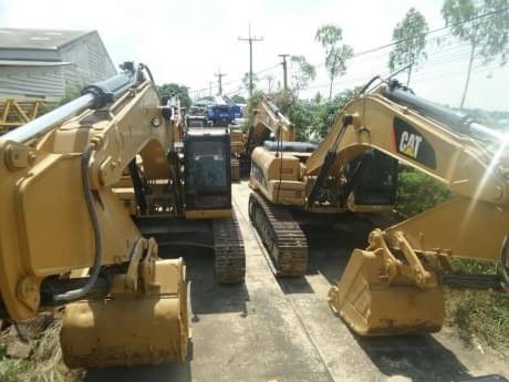 CAT 330D CAT 330D