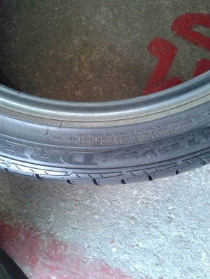 235/40R18 TOYO มี 2 เส้น tel.081-427-3941 235/40R18 TOYO มี 2 เส้น tel.081-427-3941